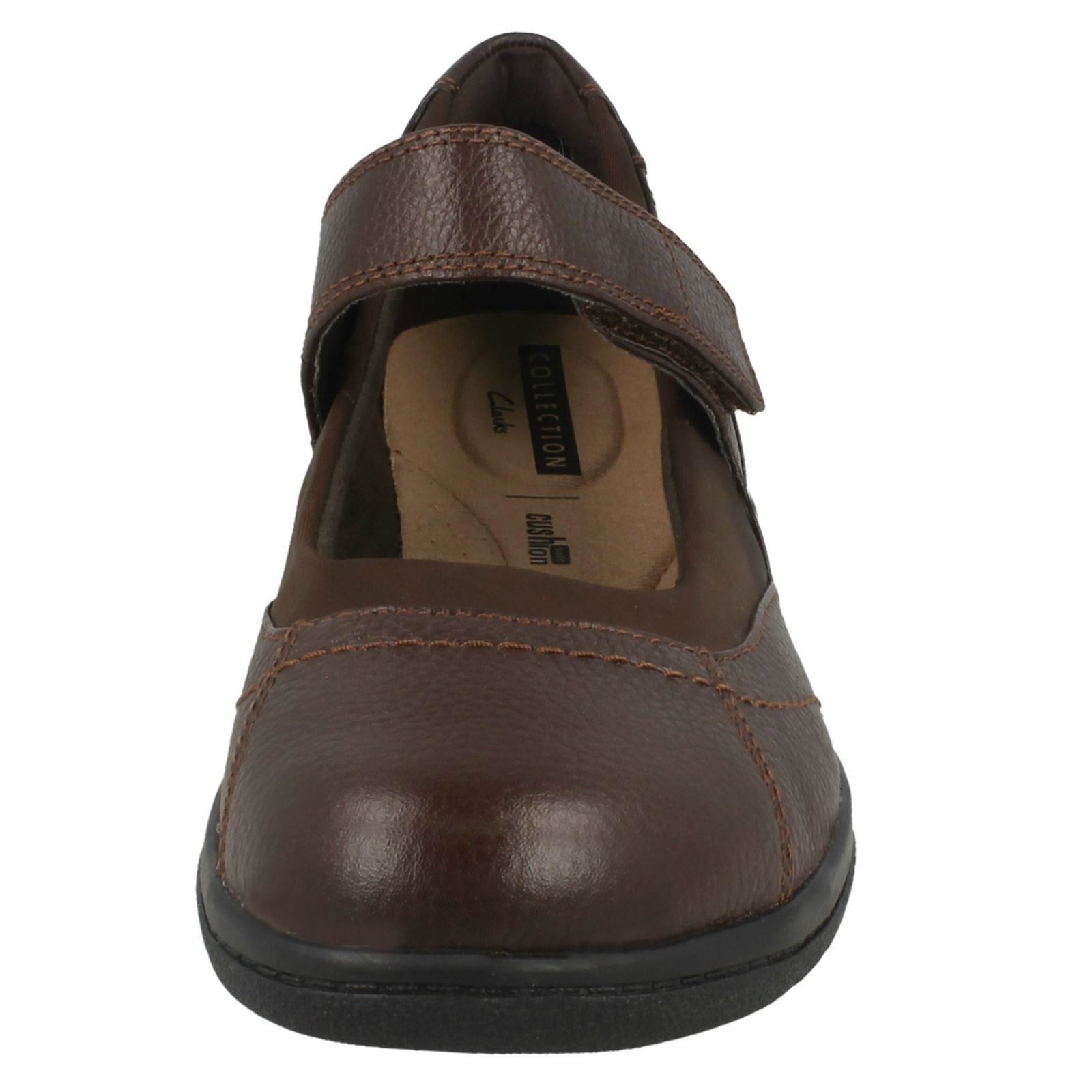 Ladies Clarks Hook And Loop Shoes Cheyn Web