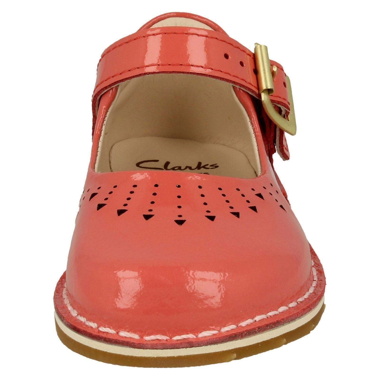 Girls Clarks Casual Shoes /"Yarn Jump/"