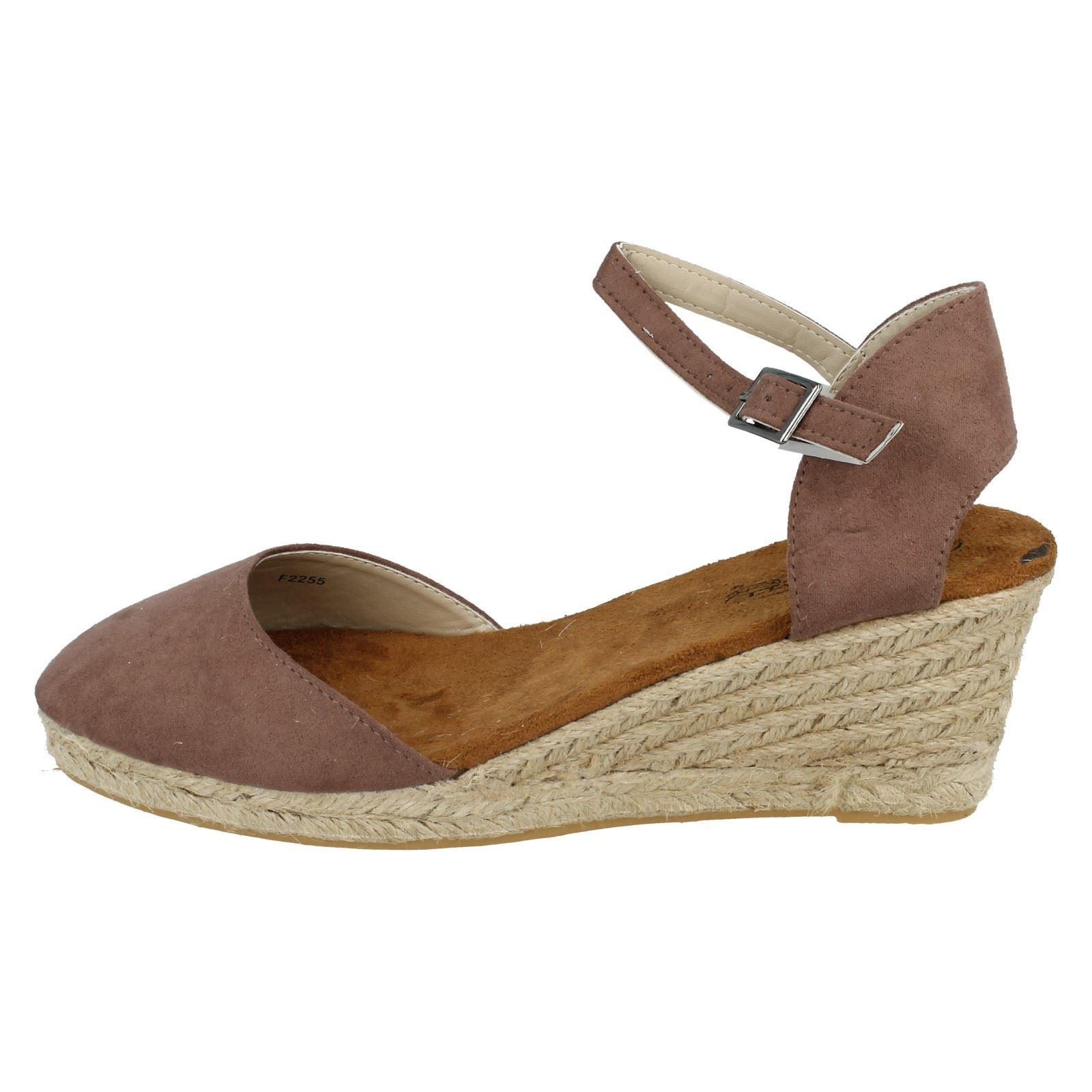 chaussure femme a talon compensé