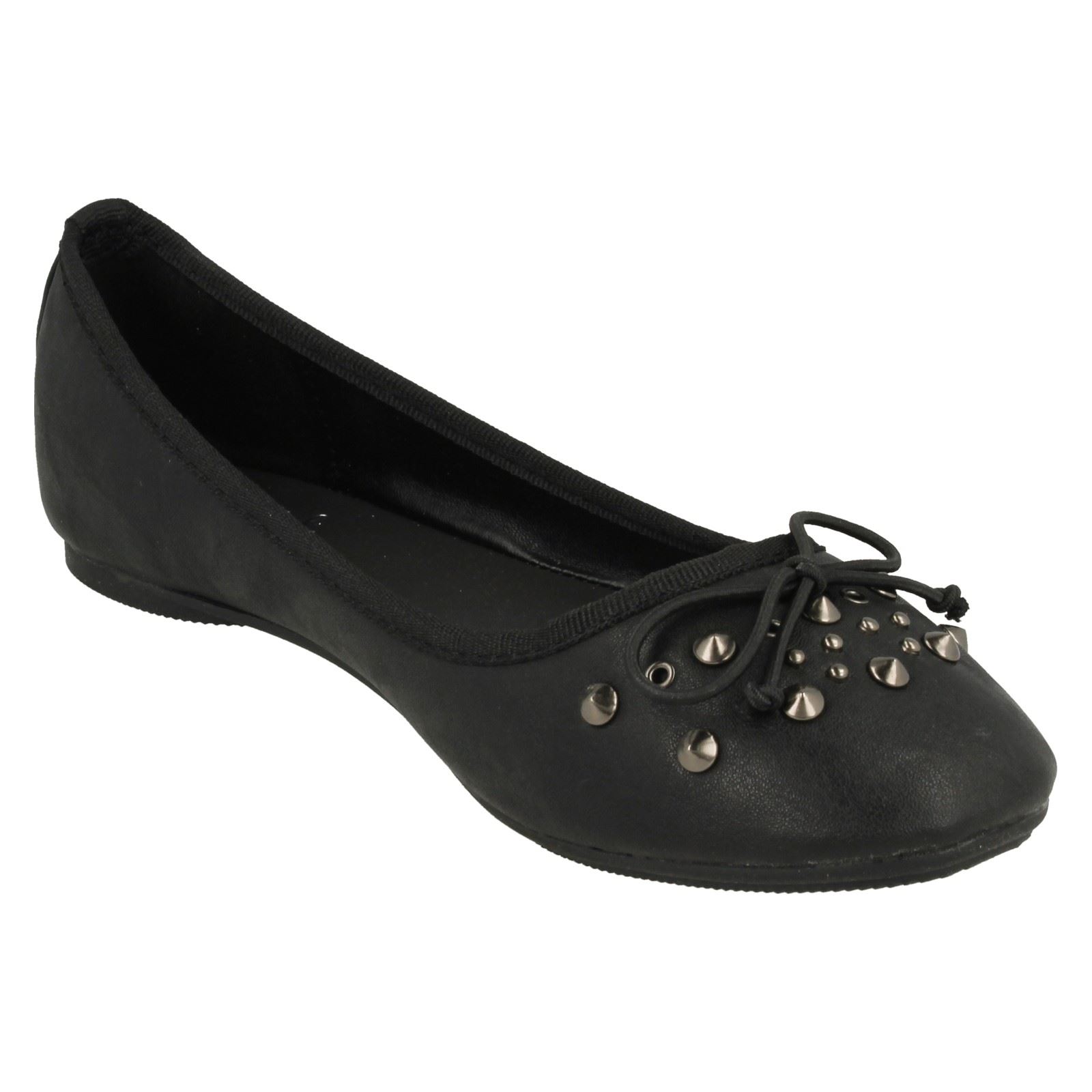 Girls Cutie Flat Ballerina Shoe With A Bow Detail Girls Cutie Flat Ballerina Shoe With A Bow Detail