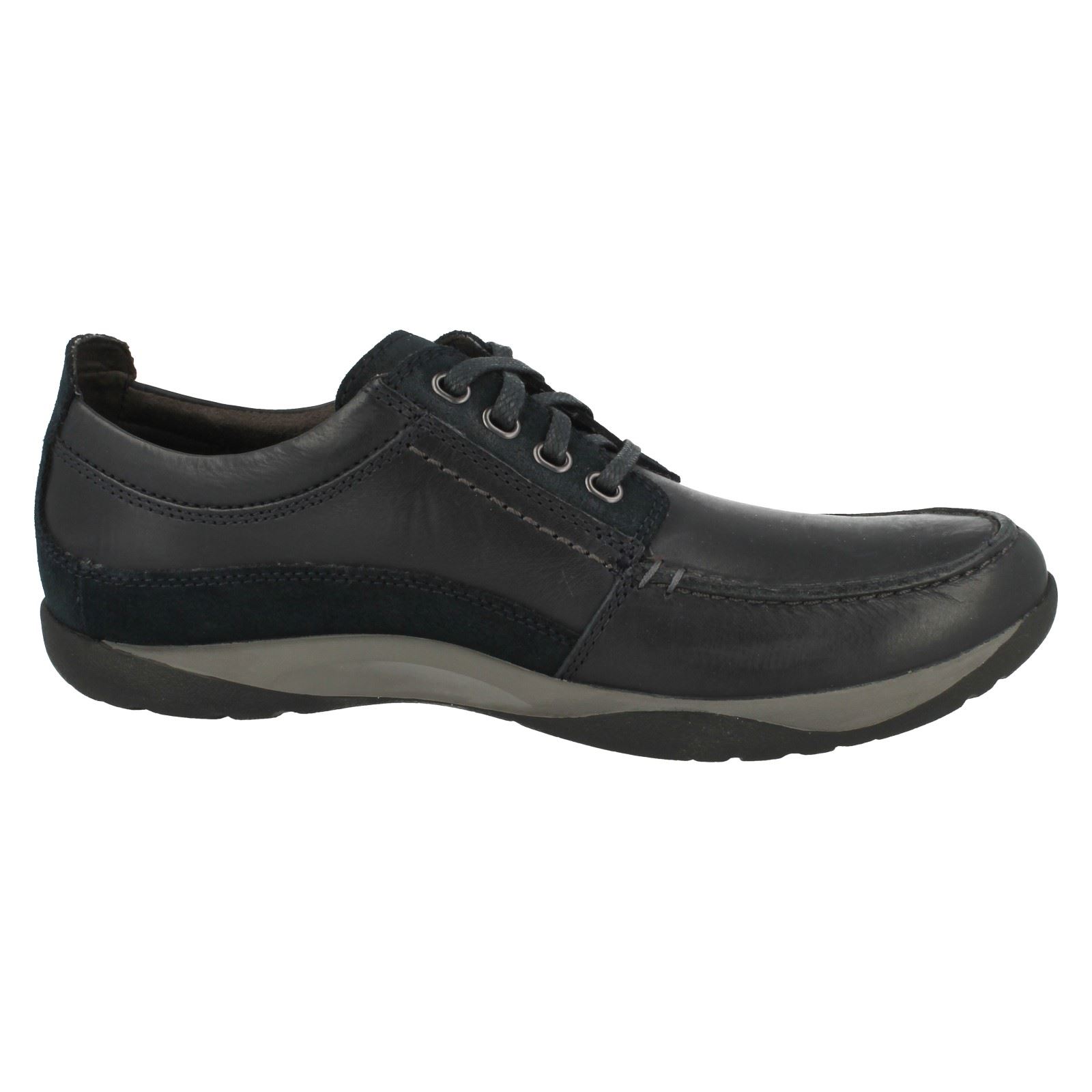 clarks route walk shoes