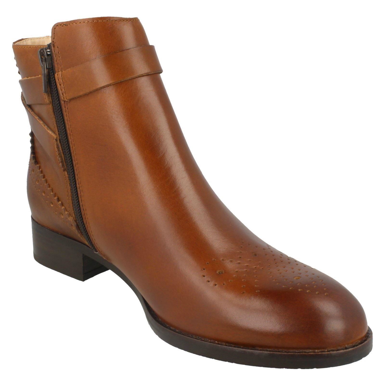 Ladies Clarks Smart Ankle Boots /'Netley Olivia/'