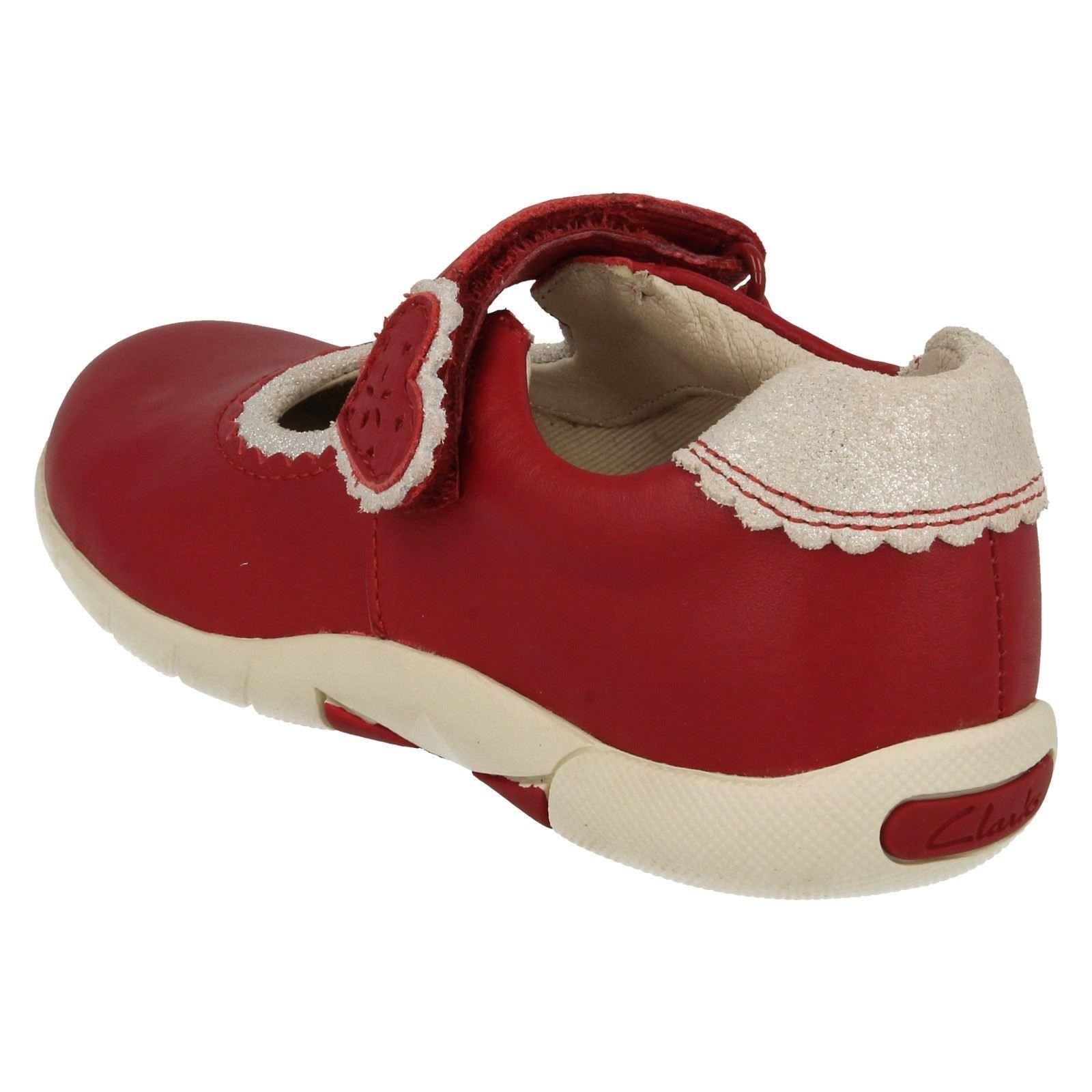 Girls Clarks Casual Shoes /'Binnie Heart/'