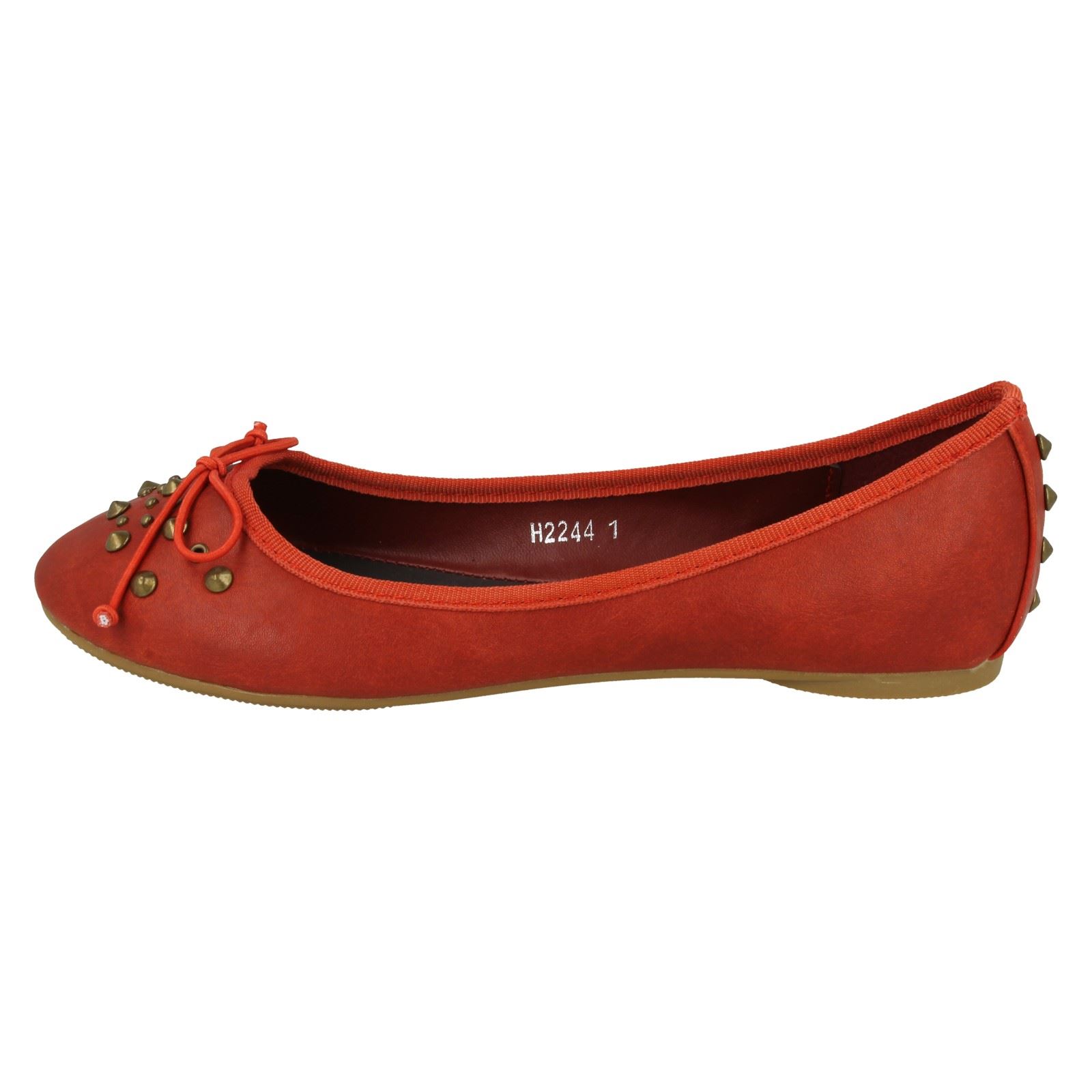 Girls Cutie Flat Ballerina Shoe With A Bow Detail Girls Cutie Flat Ballerina Shoe With A Bow Detail