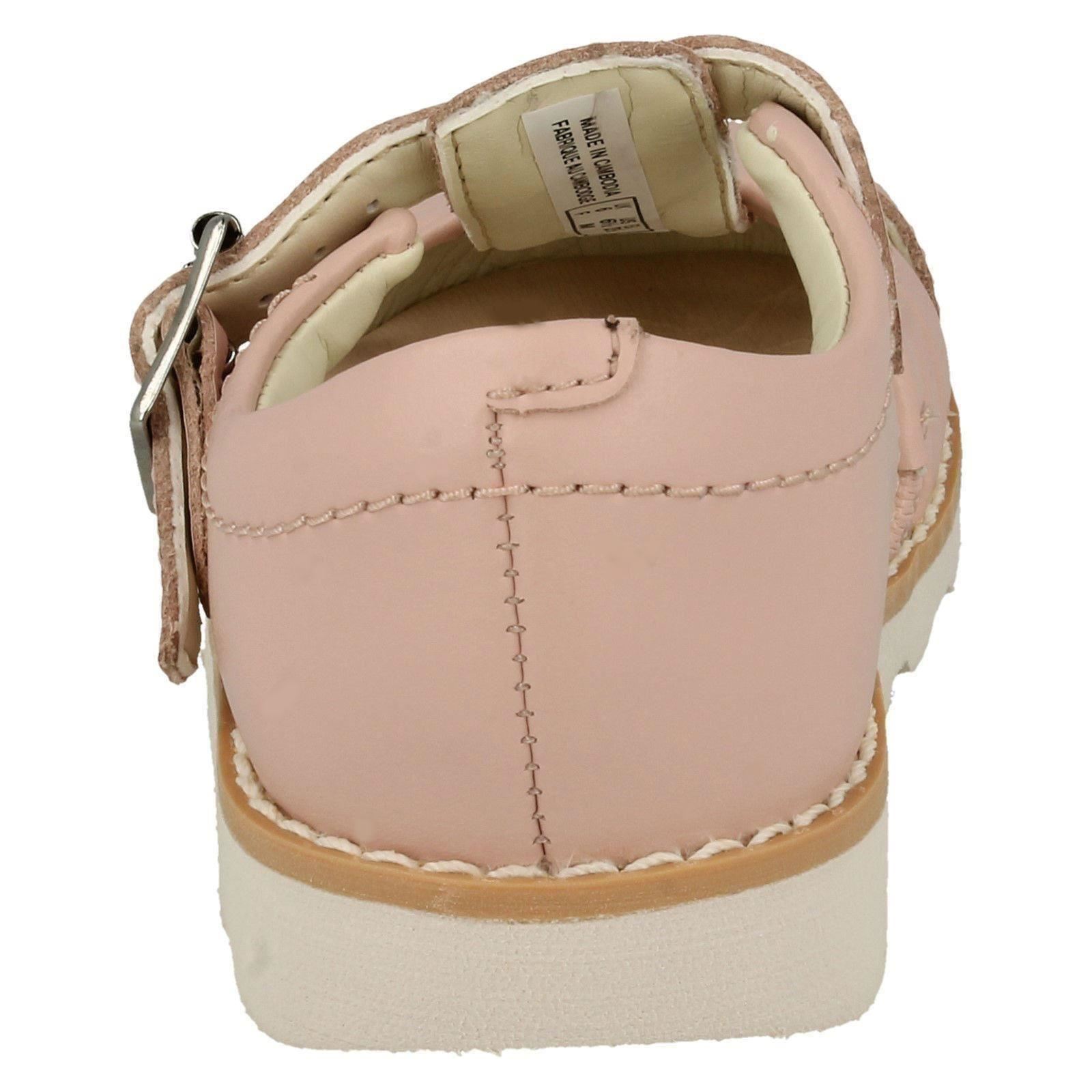 Childrens Boys Girls Clarks Closed Toe Sandals Crown Stem