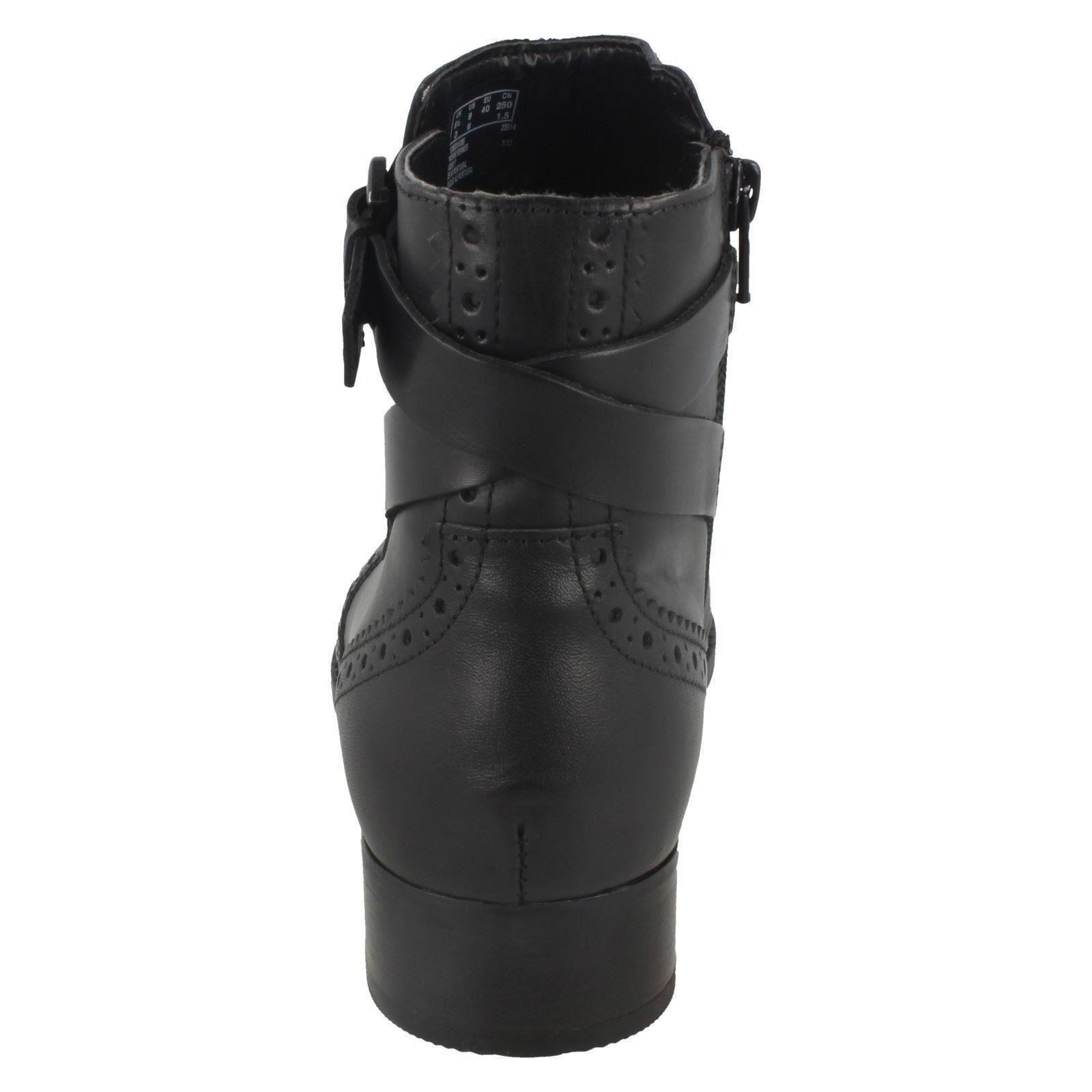 Ladies Clarks Smart Ankle Boots /'Netley Olivia/'
