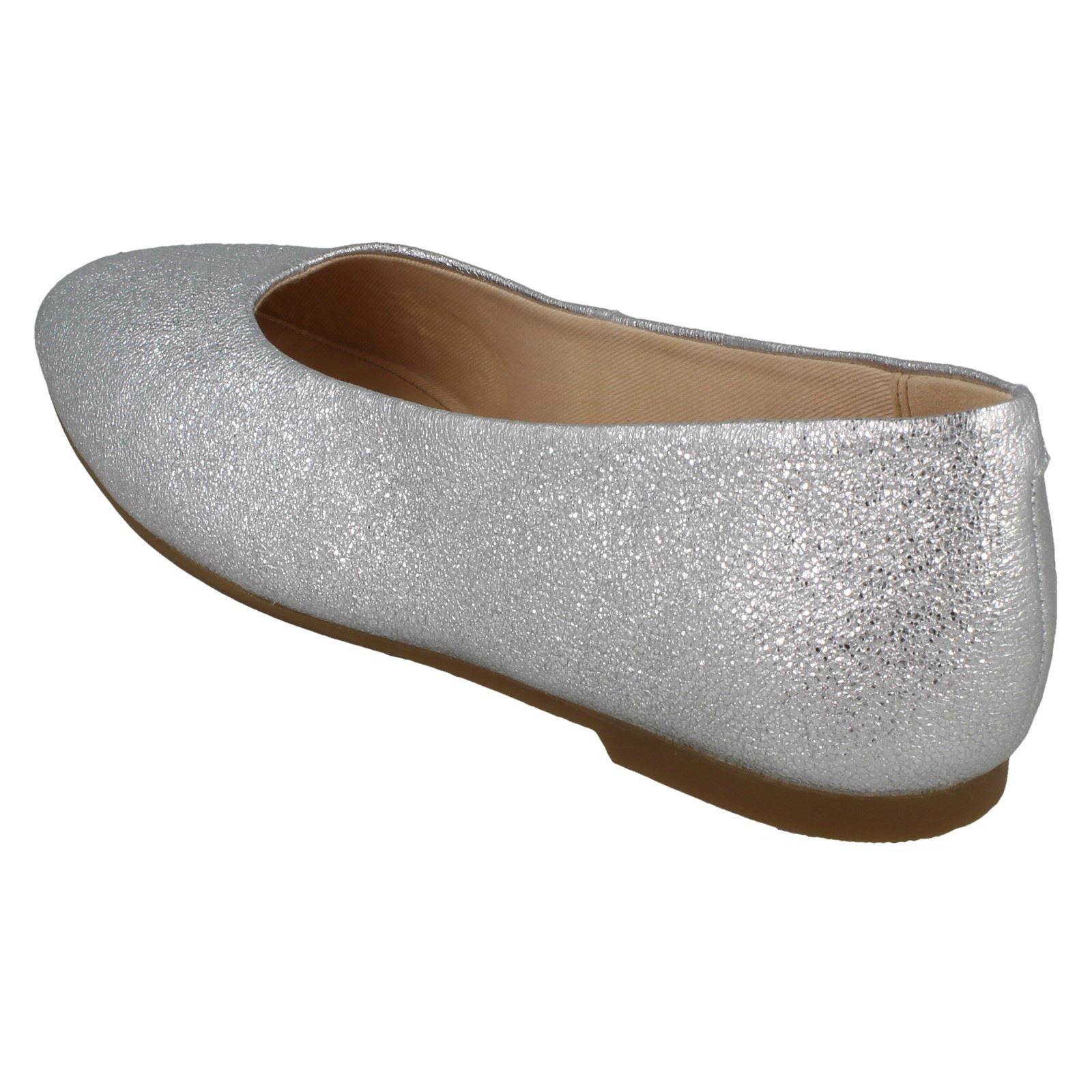 Ladies Clarks Slip On Ballerina Shoes /'Chia Violet/'