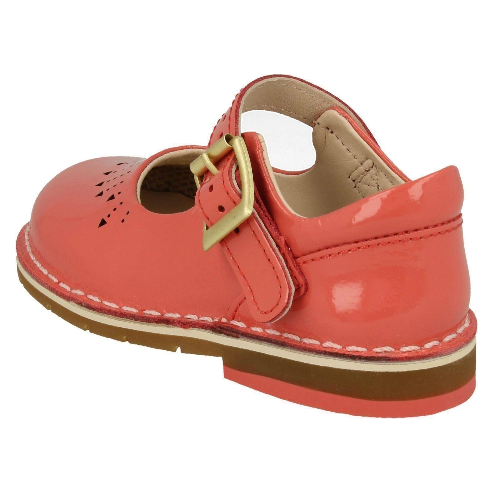 Girls Clarks Casual Shoes *Yarn Jump*