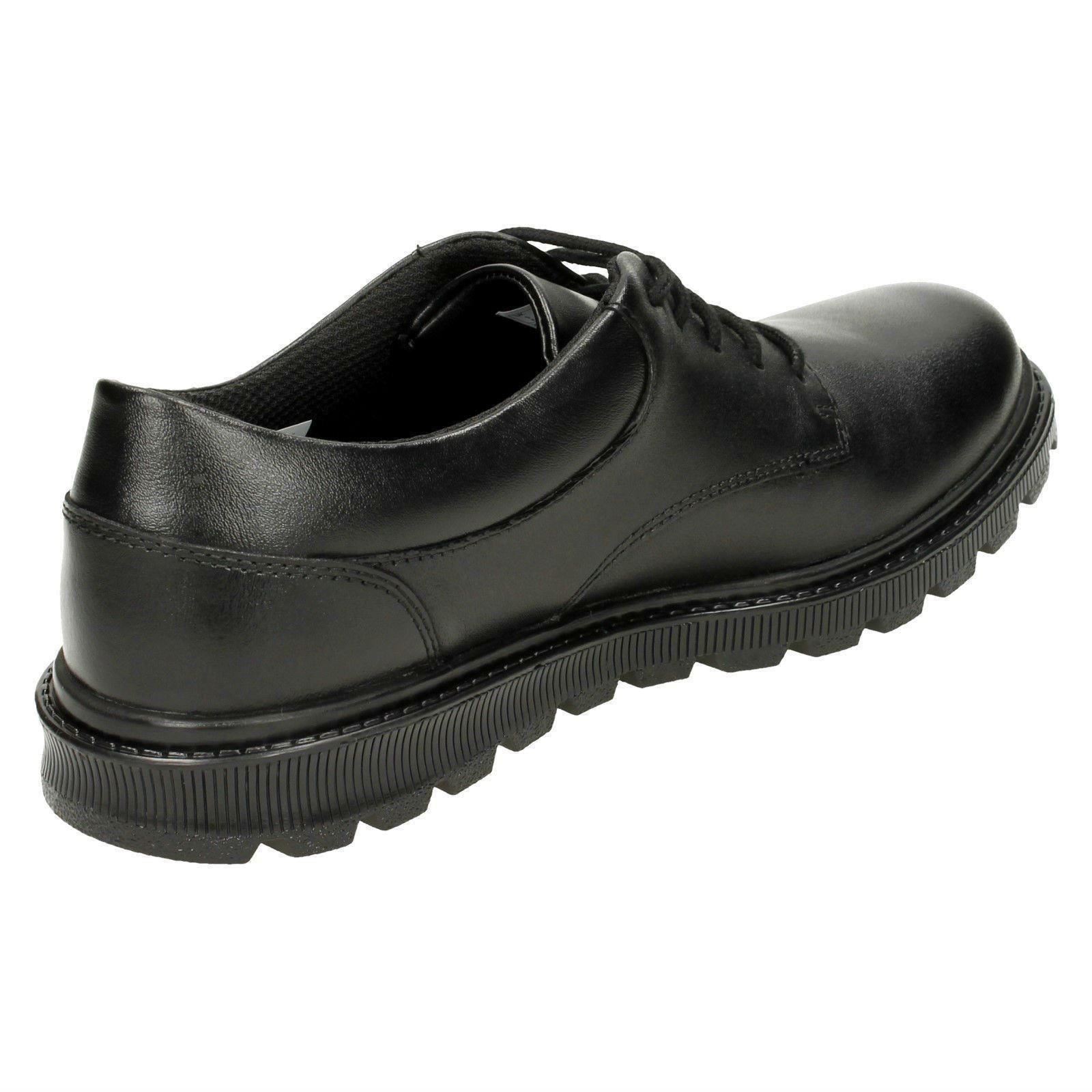 Boys Bootleg By Clarks School Shoes /'Mayes Trek/'