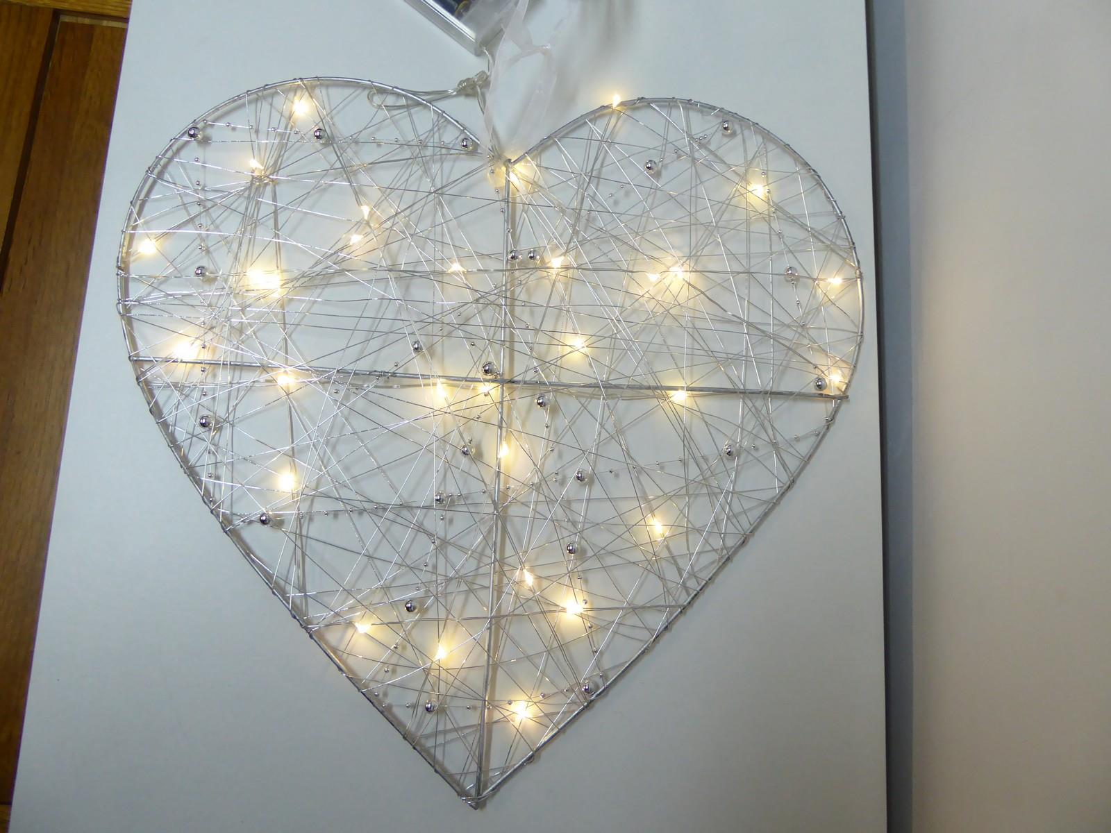 UK-Gardens 38cm Flat Silver Christmas Hanging Decoration 30 WW BO 4 Styles UK-Gardens 38cm Flat Silver Christmas Hanging Decoration 30 WW BO 4 Styles