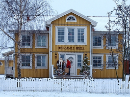 Den Gamle Skole ApS