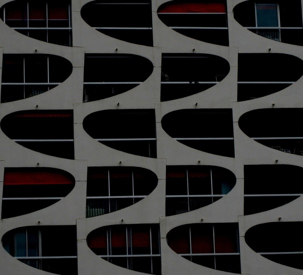 Dans van de geometrische grafiek in de architectuur 2