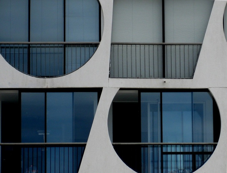 Dans van de geometrische grafiek in de architectuur 5