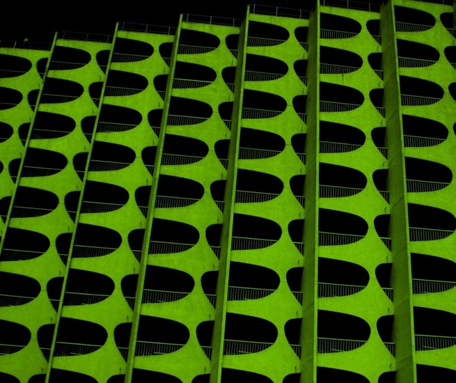 Dans van de geometrische grafiek in de architectuur 1