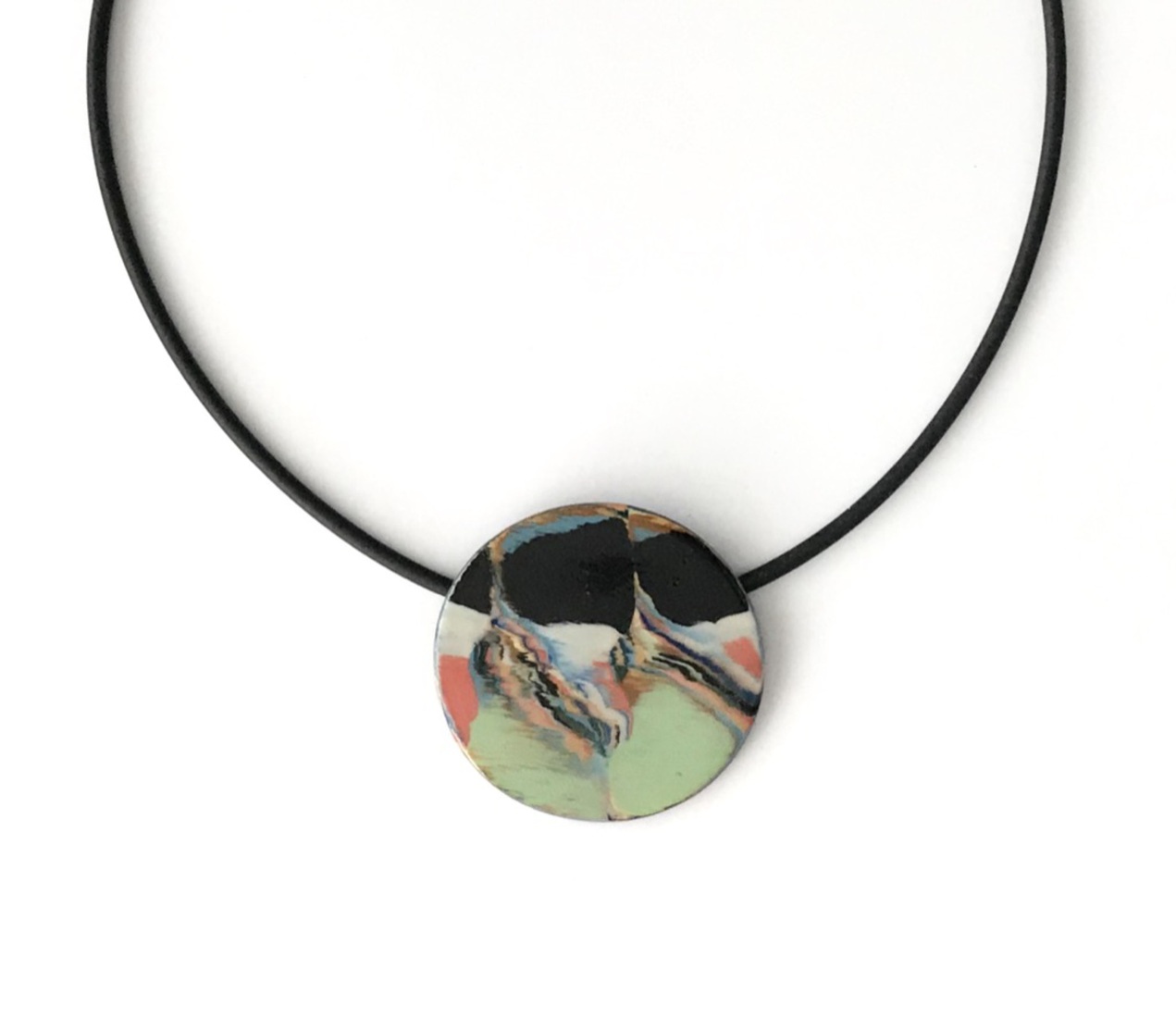 Necklace porselein 1