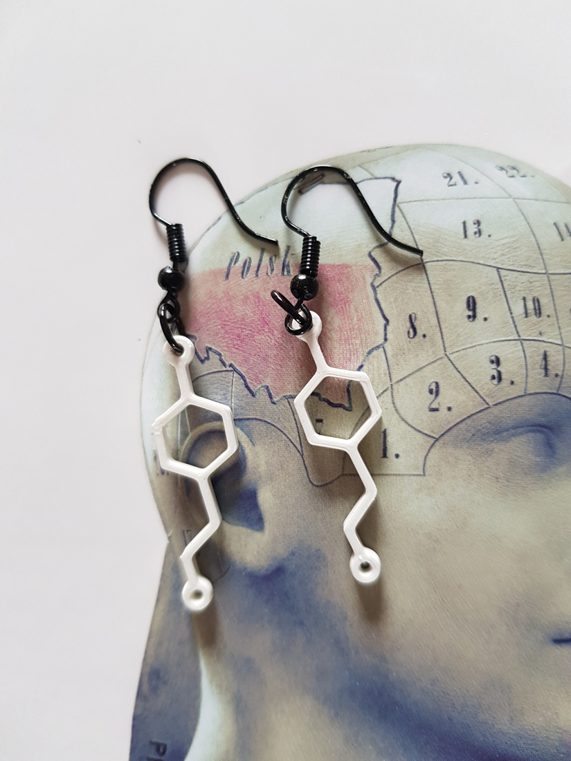 Witte Wijn molecule oorbellen