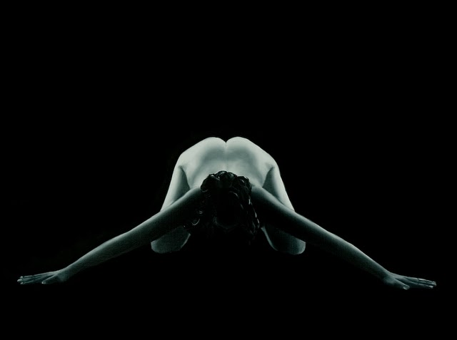 bowing