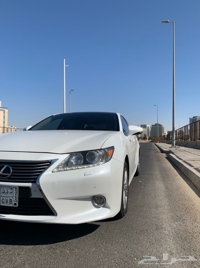 لكزس ES 350