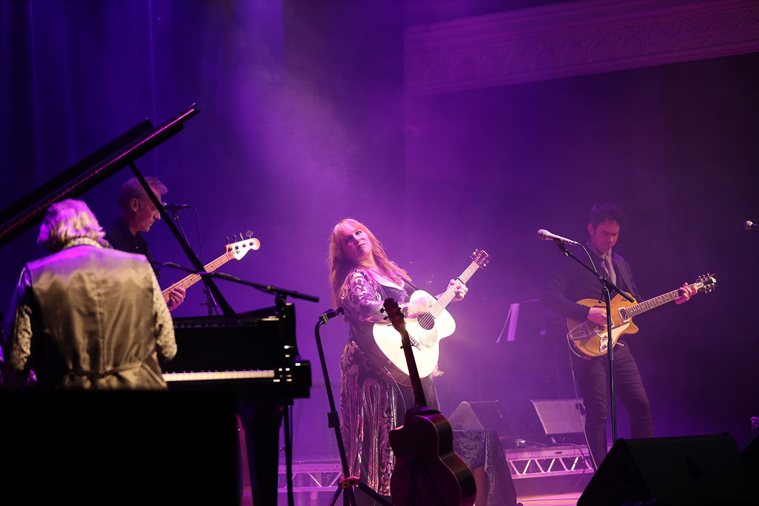 CUSTOMER CASE STUDY: Photographing US Singer-Songwriter Gretchen Peters throughout Her 2019 UK Tour