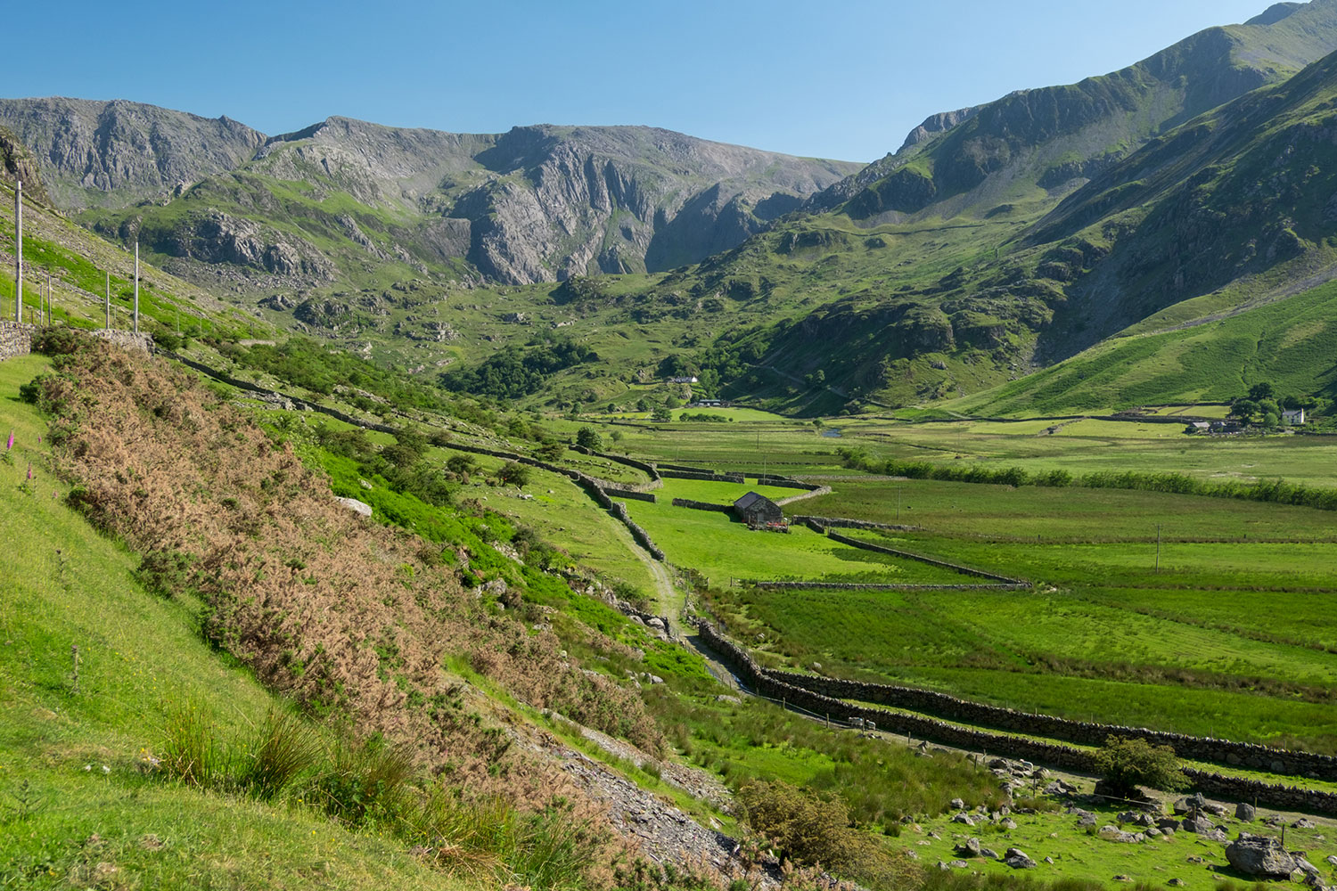 CUSTOMER CASE STUDY: Visiting the four corners of the UK with the Fujifilm X-E2 & XF18-135mm