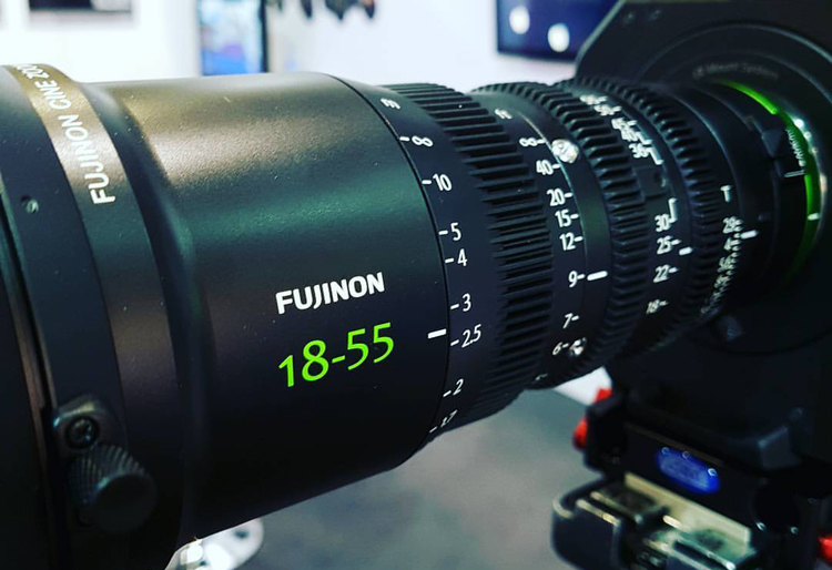 Quick hands on with the Fujinon MK 18-55mm Cine lens