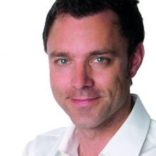 Adrian K. Wiethoff, Plastischer & Ästhetischer Chirurg Düsseldorf