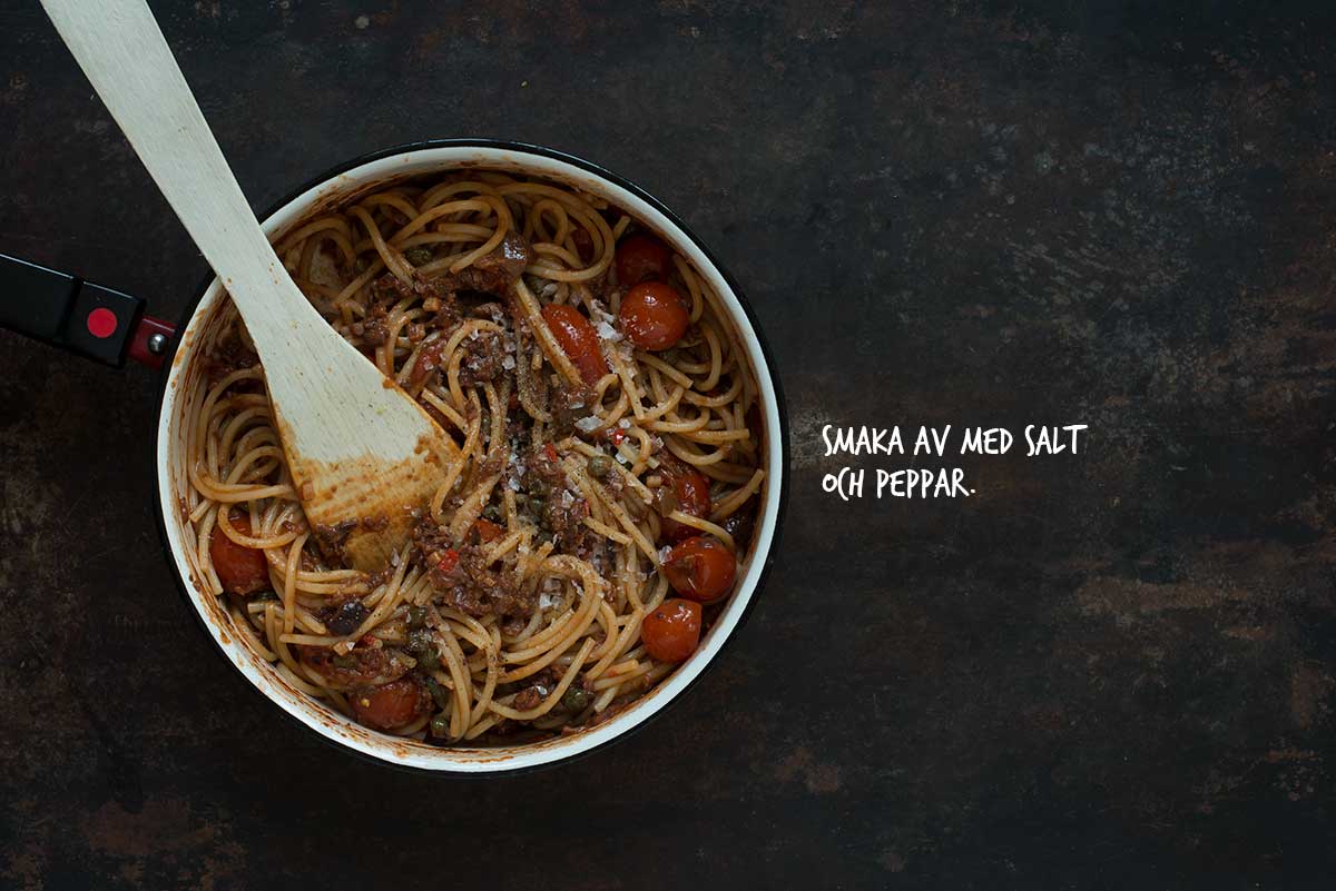 Recept: Spagetti alla puttanesca | Frk. Kræsen