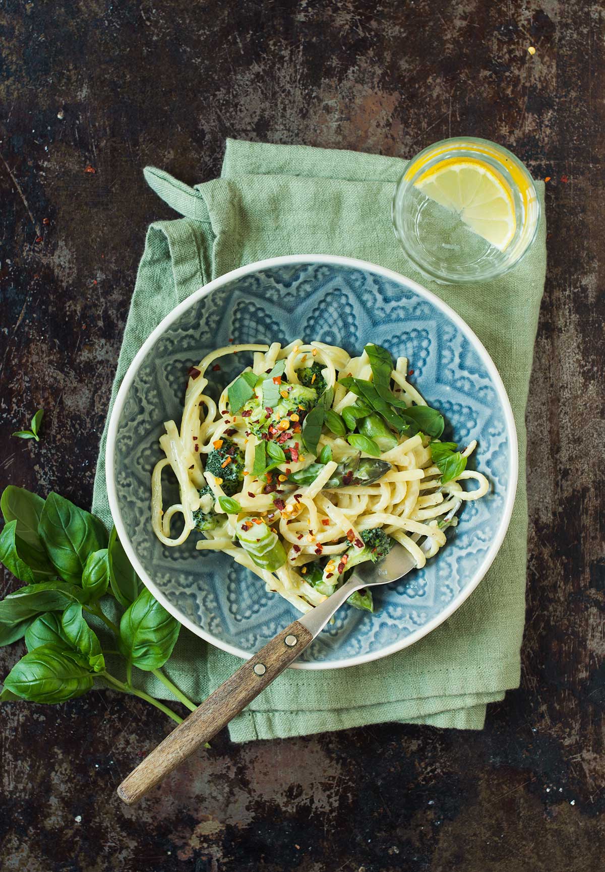 Recept: Vegetarisk one-pot-pasta med broccoli och sparris | Frk. Kräsen