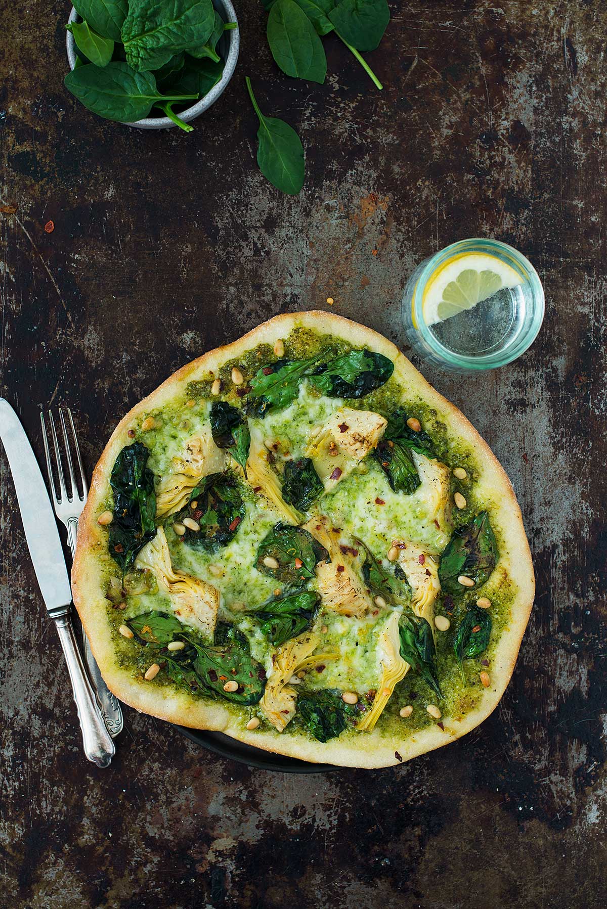 Recept: Pizza med kronärtskocka och spenat | Frk. Kräsen