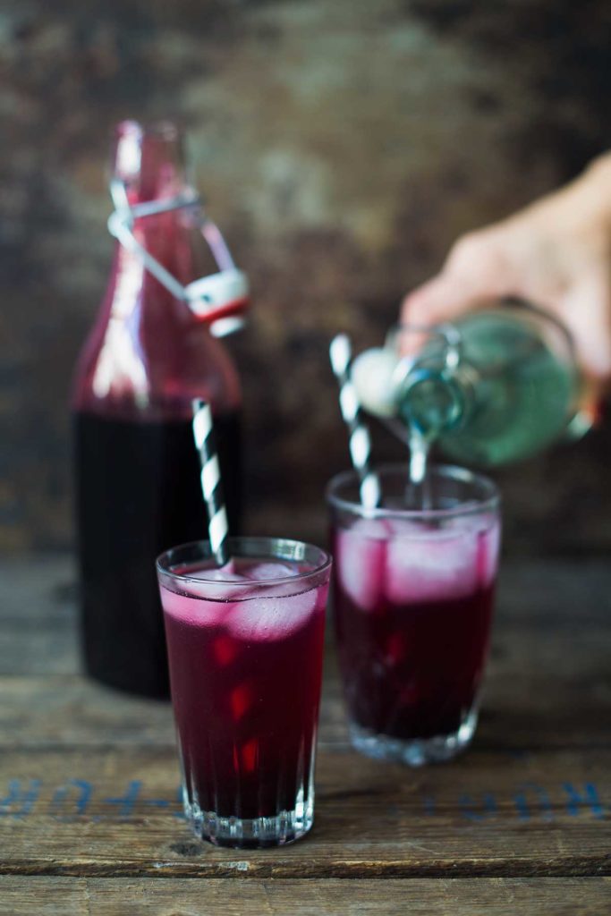 Recept: Svart vinbärssaft | Frk. Kräsen