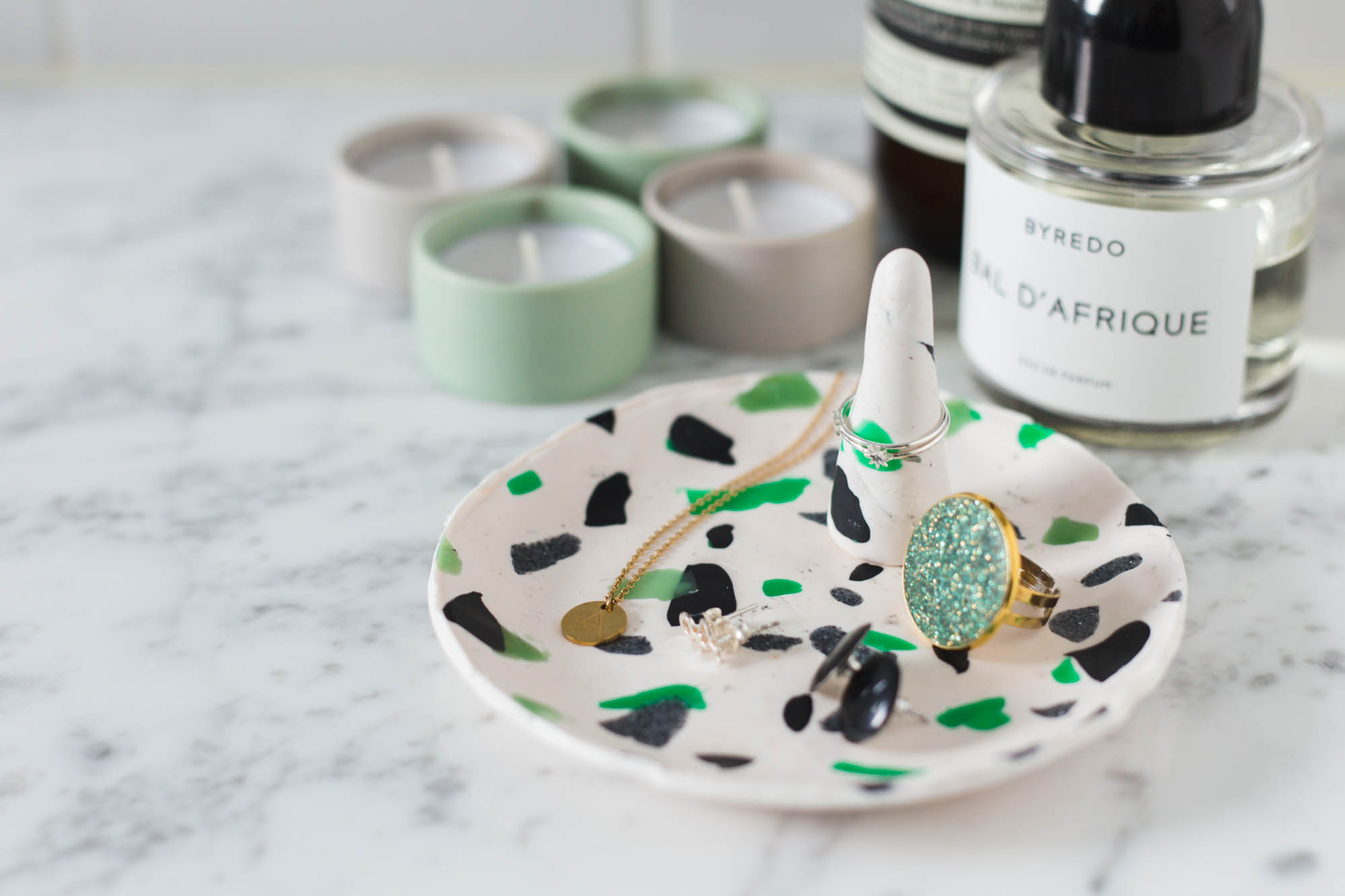 DIY Terrazzo Smyckesfat av Dnilva