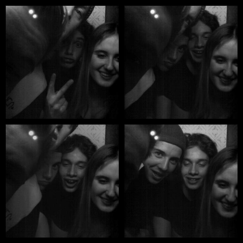 Photomat 13.03.2016 00:31:16