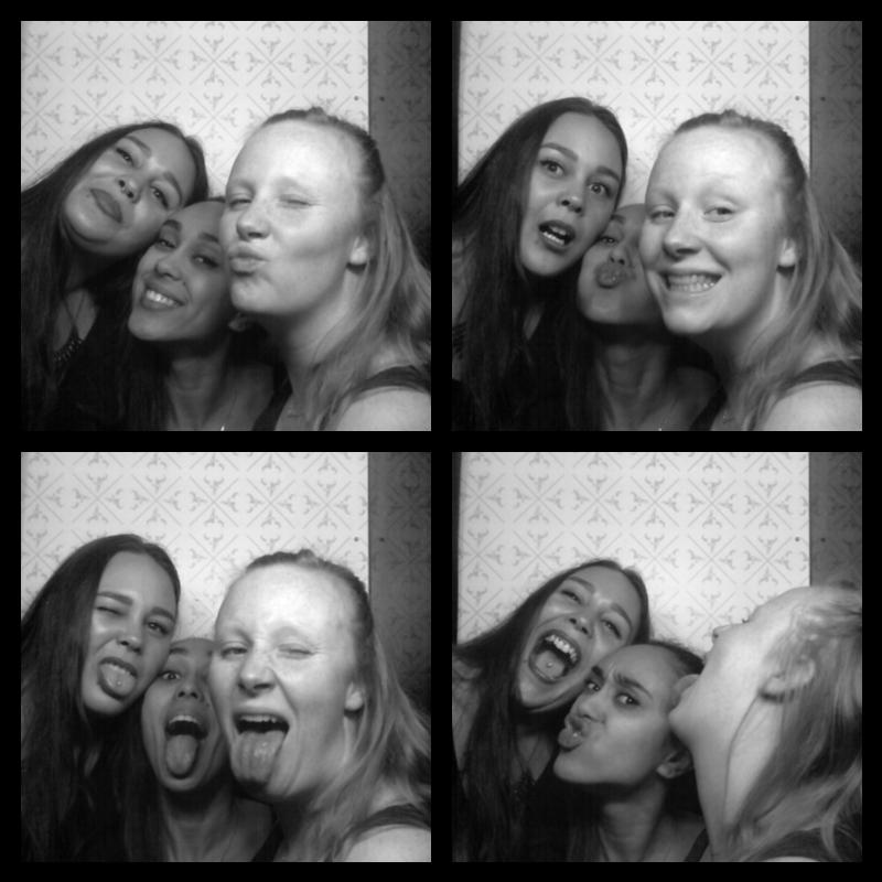 Photomat 18.03.2018 01:11:35