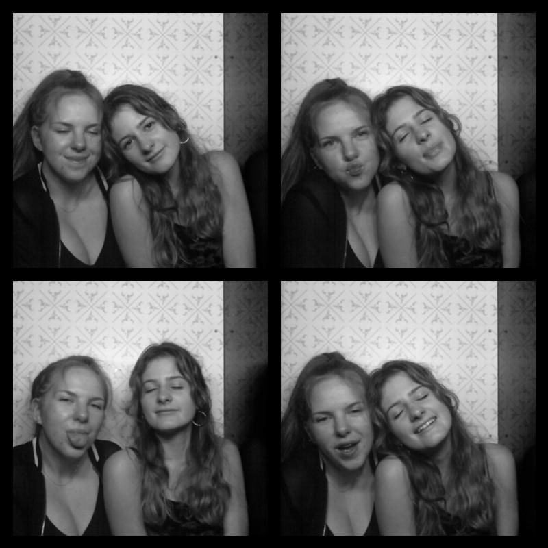 Photomat 27.04.2019 23:18:09