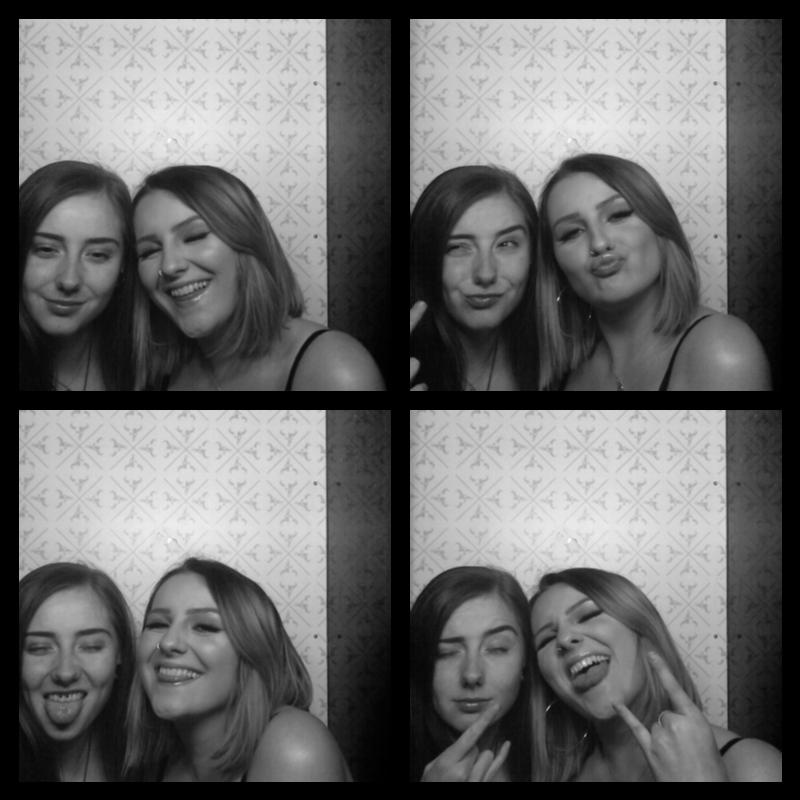 Photomat 27.04.2019 23:19:28