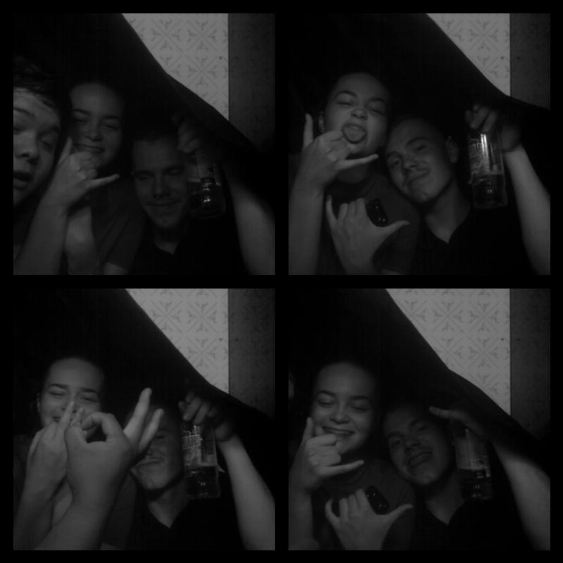 Photomat 06.10.2019 00:22:04