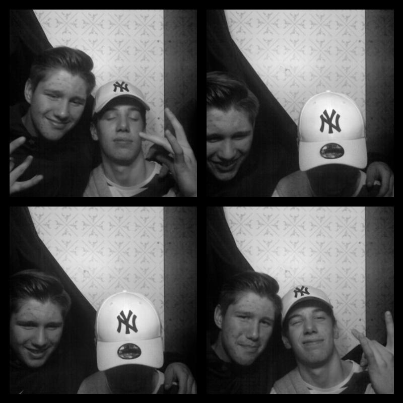 Photomat 06.10.2019 00:38:24