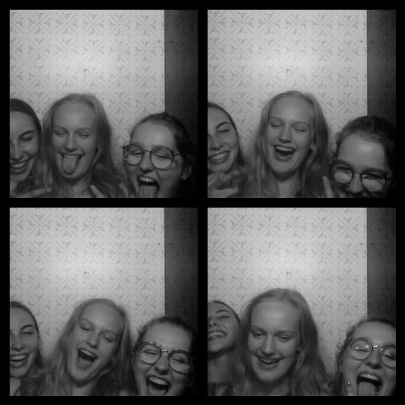 Photomat 06.10.2019 01:32:24