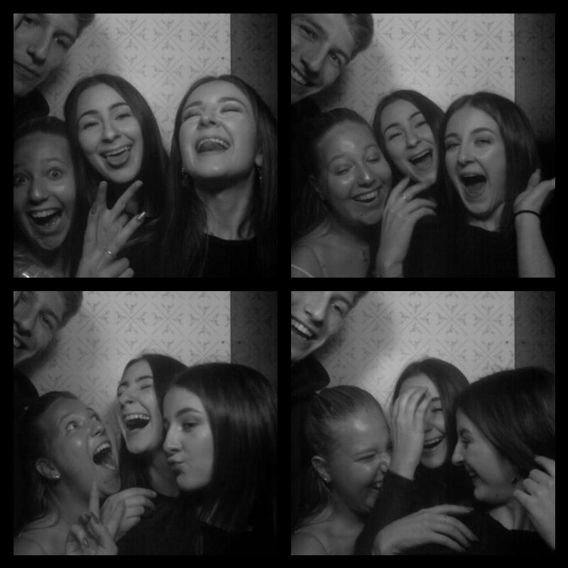 Photomat 12.10.2019 23:07:32