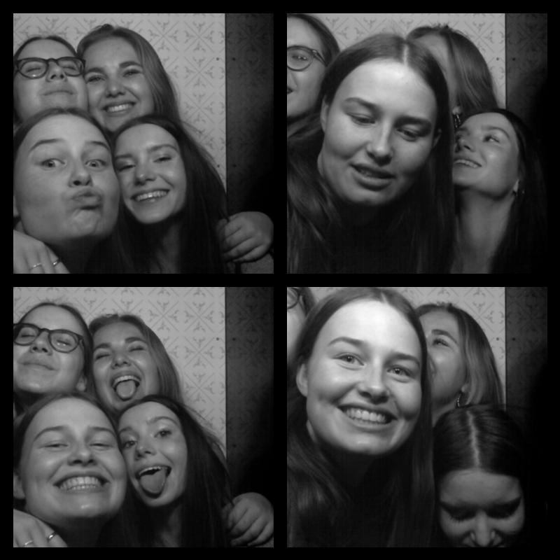 Photomat 19.03.2022 22:40:57
