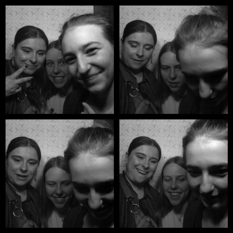 Photomat 19.03.2022 23:01:56