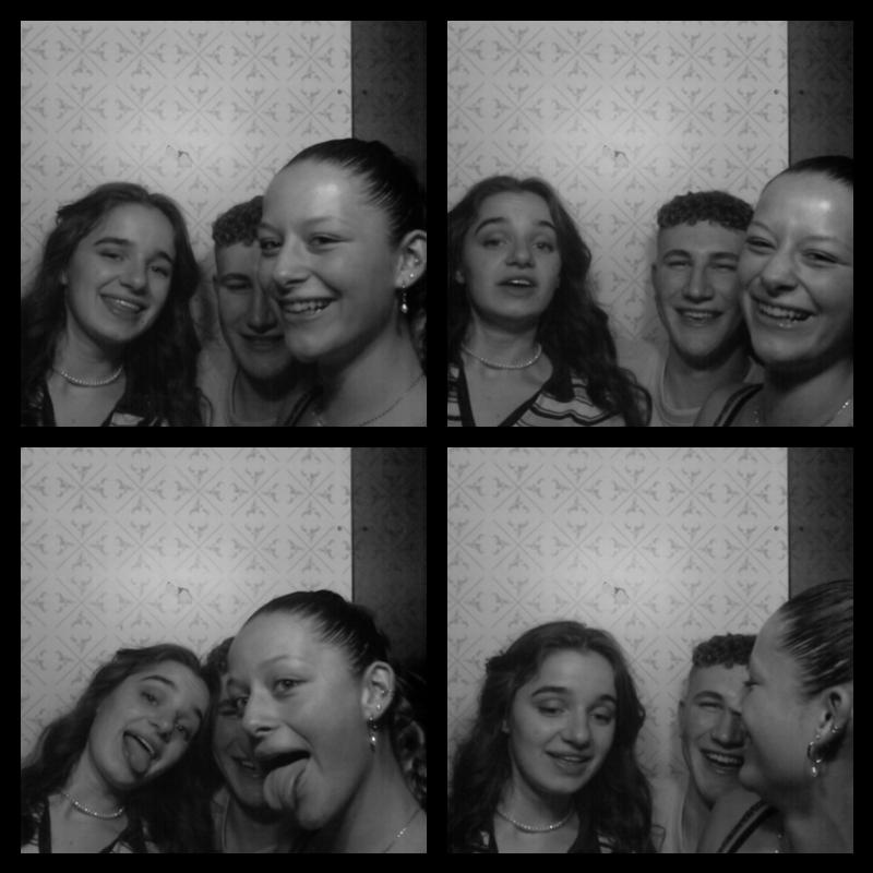 Photomat 19.03.2022 23:32:37