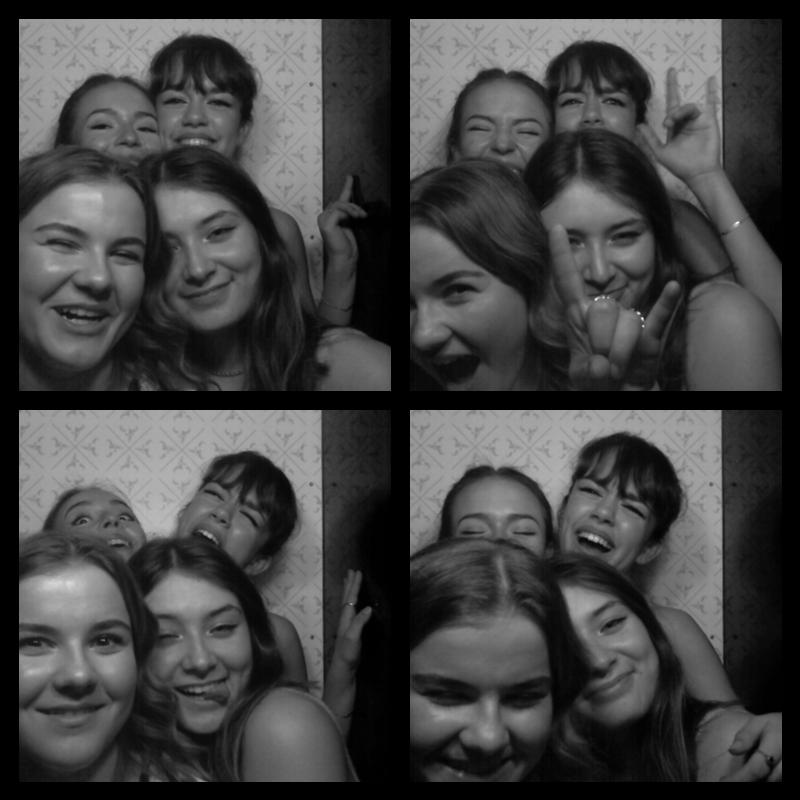 Photomat 19.03.2022 23:35:16