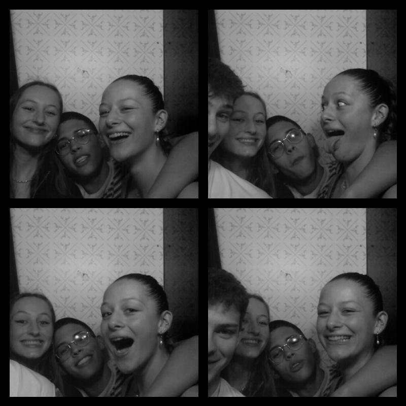 Photomat 19.03.2022 23:47:00