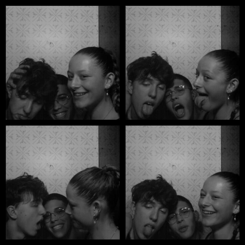 Photomat 19.03.2022 23:48:10