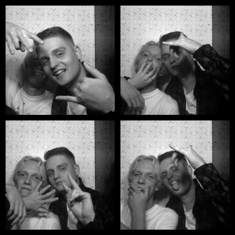 Photomat 09.10.2022 00:10:12