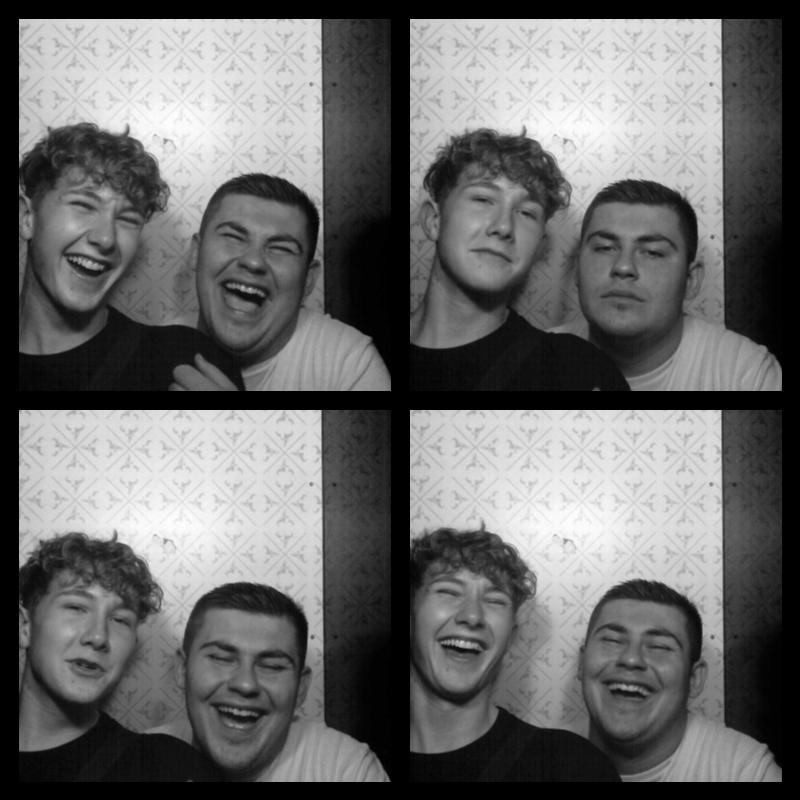 Photomat 15.10.2022 21:51:49