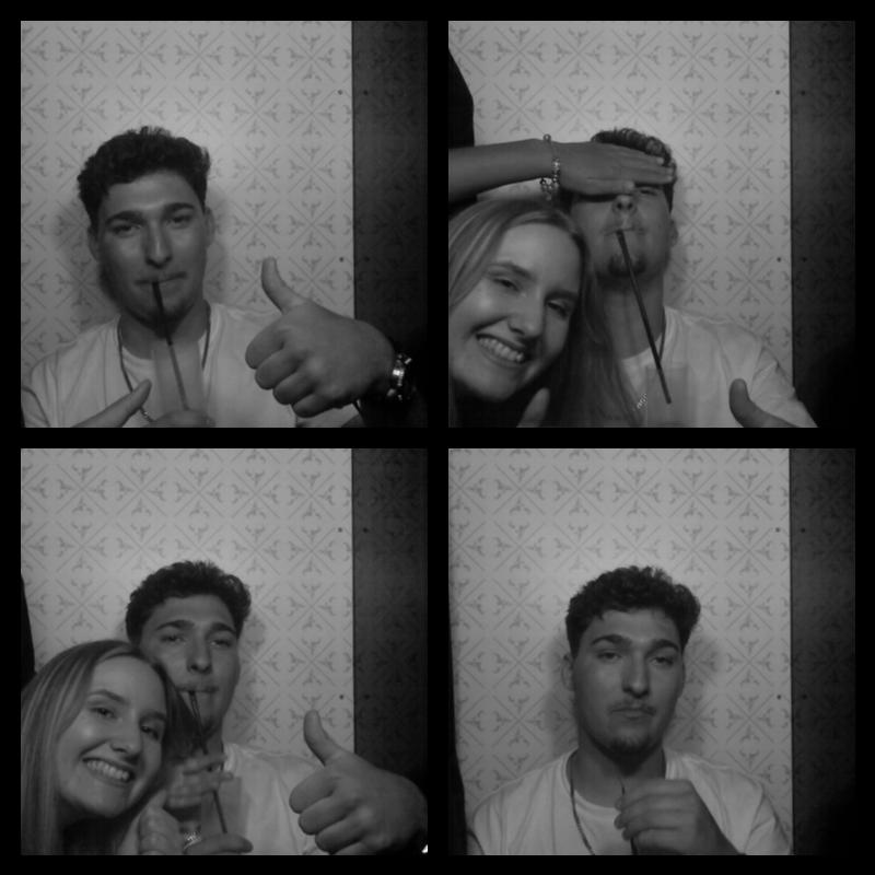 Photomat 16.10.2022 00:01:18