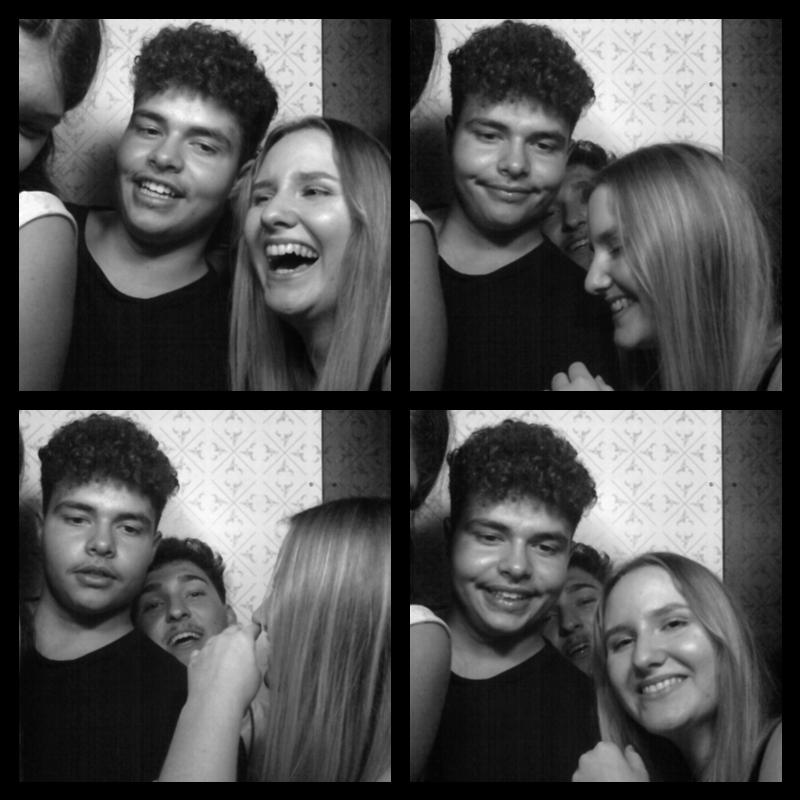 Photomat 16.10.2022 00:02:56