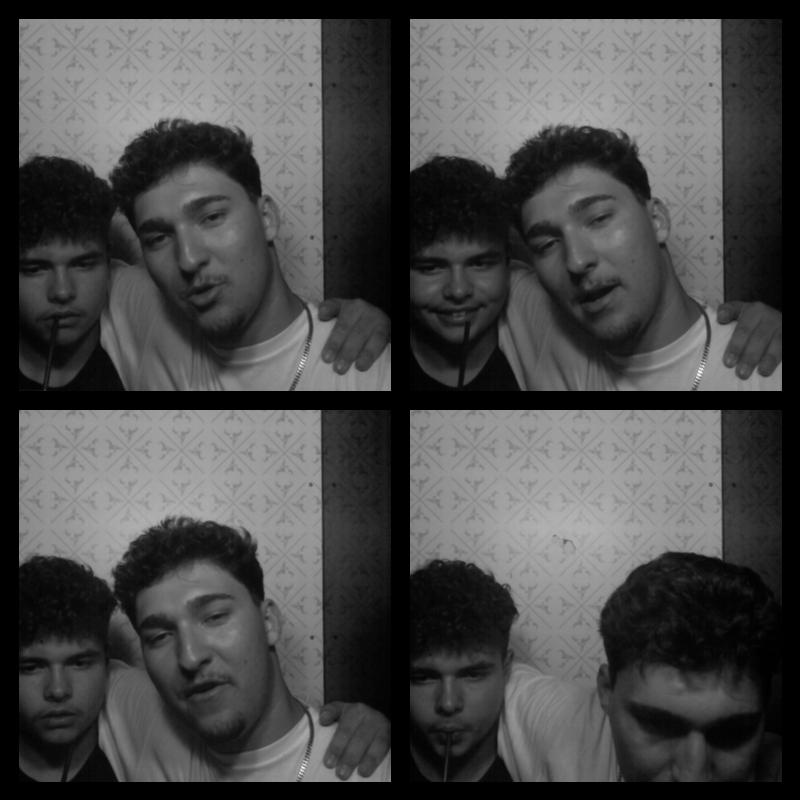 Photomat 16.10.2022 00:04:31